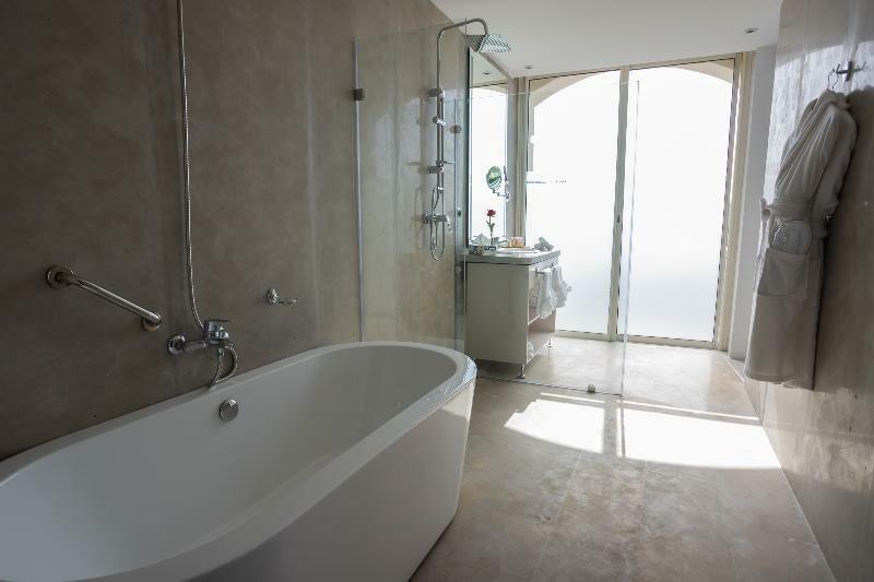Mandarin Palace & Hotel 5*